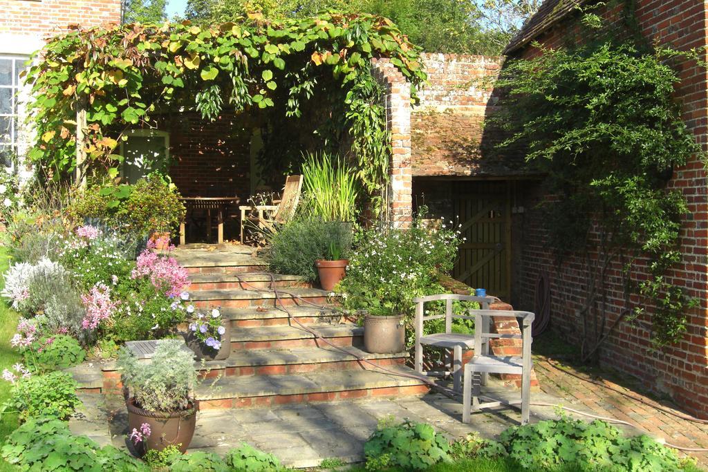 Stowting Hill House Bed & Breakfast Ашфорд Екстериор снимка